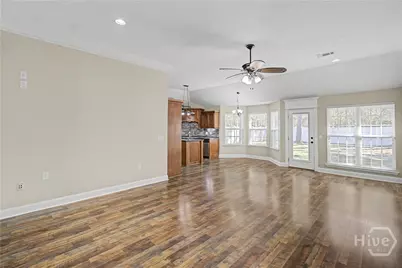 1271 Peacock Trail, Hinesville, GA 31313 - Photo 5