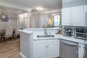 2734 Whitemarsh Way, Savannah, GA 31410 - Photo 13
