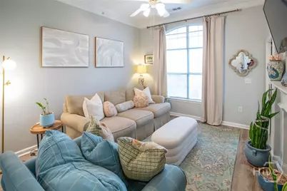 2734 Whitemarsh Way, Savannah, GA 31410 - Photo 7