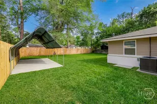308 E 4th St, Springfield, GA 31329 - Photo 37