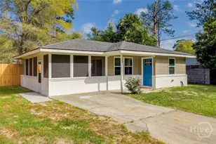 308 E 4th St, Springfield, GA 31329 - Photo 3