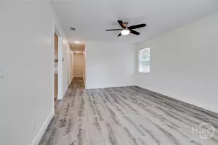 308 E 4th St, Springfield, GA 31329 - Photo 9