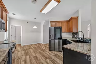 25 Chestnut Oak Dr, Richmond Hill, GA 31324 - Photo 11