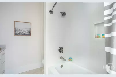 320 E Hall Street, Savannah, GA 31401 - Photo 23