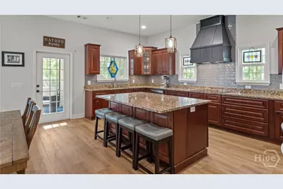 220 Saint Catherine Circle, Richmond Hill, GA 31324 - Photo 11