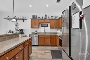 100 Kendal Ct, Savannah, GA 31419 - Photo 13