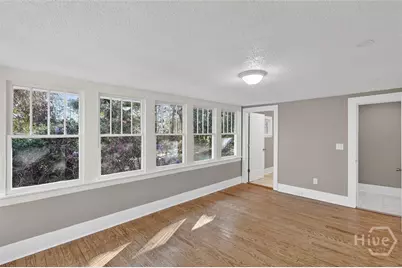 104 E Burkhalter Street, Pembroke, GA 31321 - Photo 9