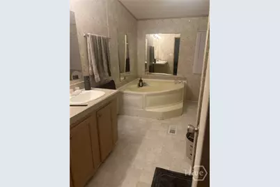 437 Burkhalter Circle, Claxton, GA 30417 - Photo 7