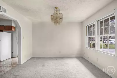 164 Azalea Avenue, Savannah, GA 31408 - Photo 7
