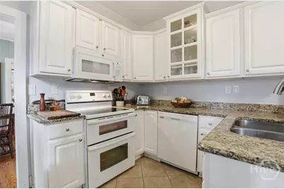 57 Henderson Avenue, Savannah, GA 31406 - Photo 15