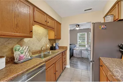 7313 Tropical Way, Savannah, GA 31410 - Photo 11