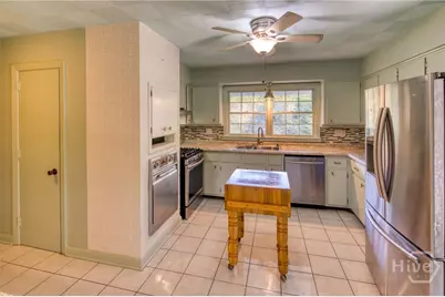 4729 Oakview Drive, Savannah, GA 31405 - Photo 15