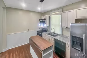 206 W 39th St, Savannah, GA 31401 - Photo 29