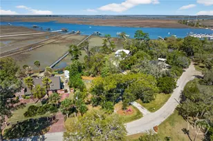 222 E Point Dr, Savannah, GA 31410 - Photo 31