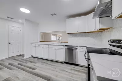 8508 Clarke Avenue, Savannah, GA 31406 - Photo 11