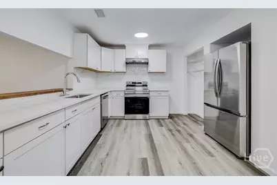 8508 Clarke Avenue, Savannah, GA 31406 - Photo 9