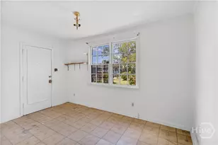 215 W 59th St, Savannah, GA 31405 - Photo 7