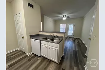 3204 Walden Park Drive, Savannah, GA 31410 - Photo 3