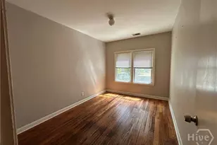 1225 E 55th St, Savannah, GA 31404 - Photo 7