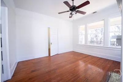 210 W W 41st Street, Savannah, GA 31401 - Photo 3