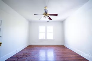 216 W W 41st St, Savannah, GA 31401 - Photo 11