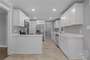 4 Sheridan Cir, Savannah, GA 31405 - Photo 11