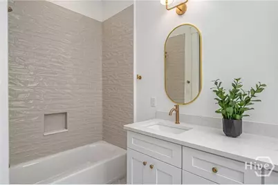 304 W 38th Street, Savannah, GA 31401 - Photo 25