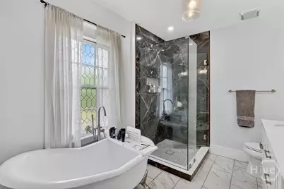 416 W 36th Street, Savannah, GA 31401 - Photo 27