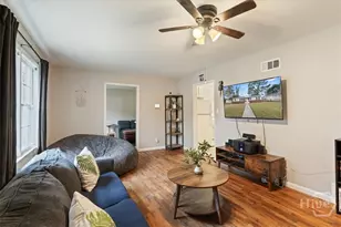325 Manor Dr, Savannah, GA 31404 - Photo 3