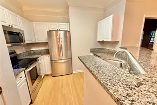 3223 Whitemarsh Way, Savannah, GA 31410 - Photo 17