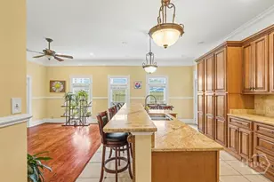 1007 Lincoln St, Savannah, GA 31401 - Photo 11