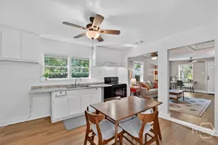 2019 McLeod St, Savannah, GA 31405 - Photo 9