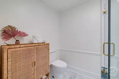 424 E President Street, Savannah, GA  - Photo 35