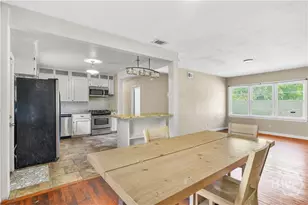 1809 DeLesseps Ave, Savannah, GA 31404 - Photo 11