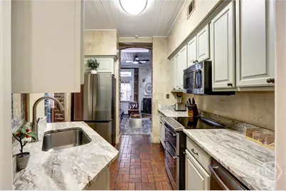 220 E State Street, Savannah, GA 31401 - Photo 31