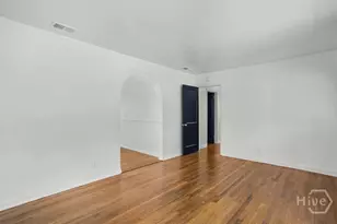 2238 Hanson St, Savannah, GA 31404 - Photo 5