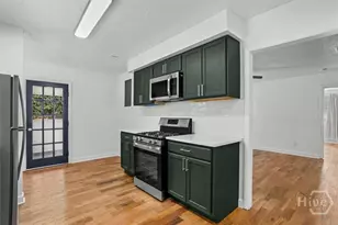 2238 Hanson St, Savannah, GA 31404 - Photo 7