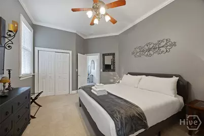 506 E Broughton Street, Savannah, GA 31401 - Photo 17