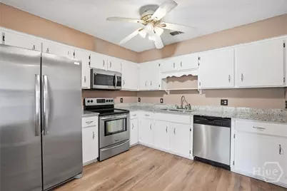 197 Waters Avenue, Allenhurst, GA 31301 - Photo 15