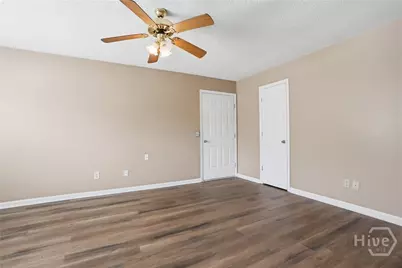 197 Waters Avenue, Allenhurst, GA 31301 - Photo 17
