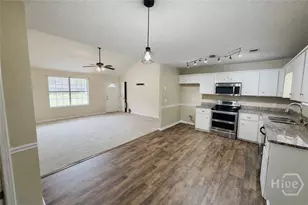 1325 Loblolly Dr, Hinesville, GA 31313 - Photo 5