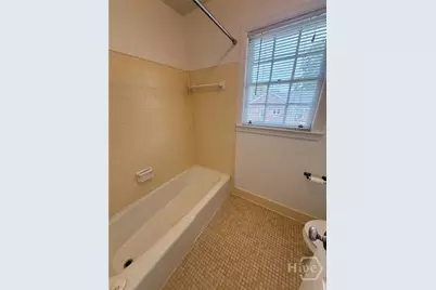 139 E 55th Street, Savannah, GA 31406 - Photo 11