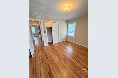 139 E 55th Street, Savannah, GA 31406 - Photo 9