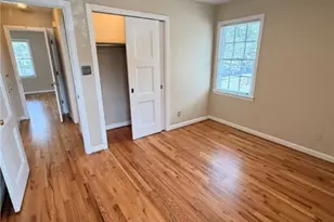 139 E 55th St, Savannah, GA 31406 - Photo 9