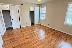 139 E 55th St, Savannah, GA 31406 - Photo 13