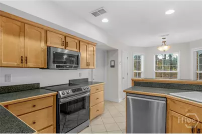 102 Egrets Way Lane, Richmond Hill, GA 31324 - Photo 11