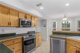 102 Egrets Way Ln, Richmond Hill, GA 31324 - Photo 11