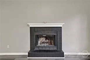 1371 Forest Lake Dr, Hinesville, GA 31313 - Photo 13