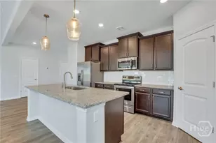 10 Ashmont St, Savannah, GA 31407 - Photo 17