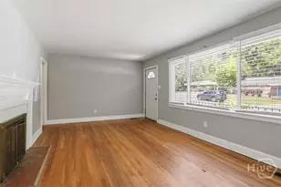 2403 E 37th St, Savannah, GA 31404 - Photo 9